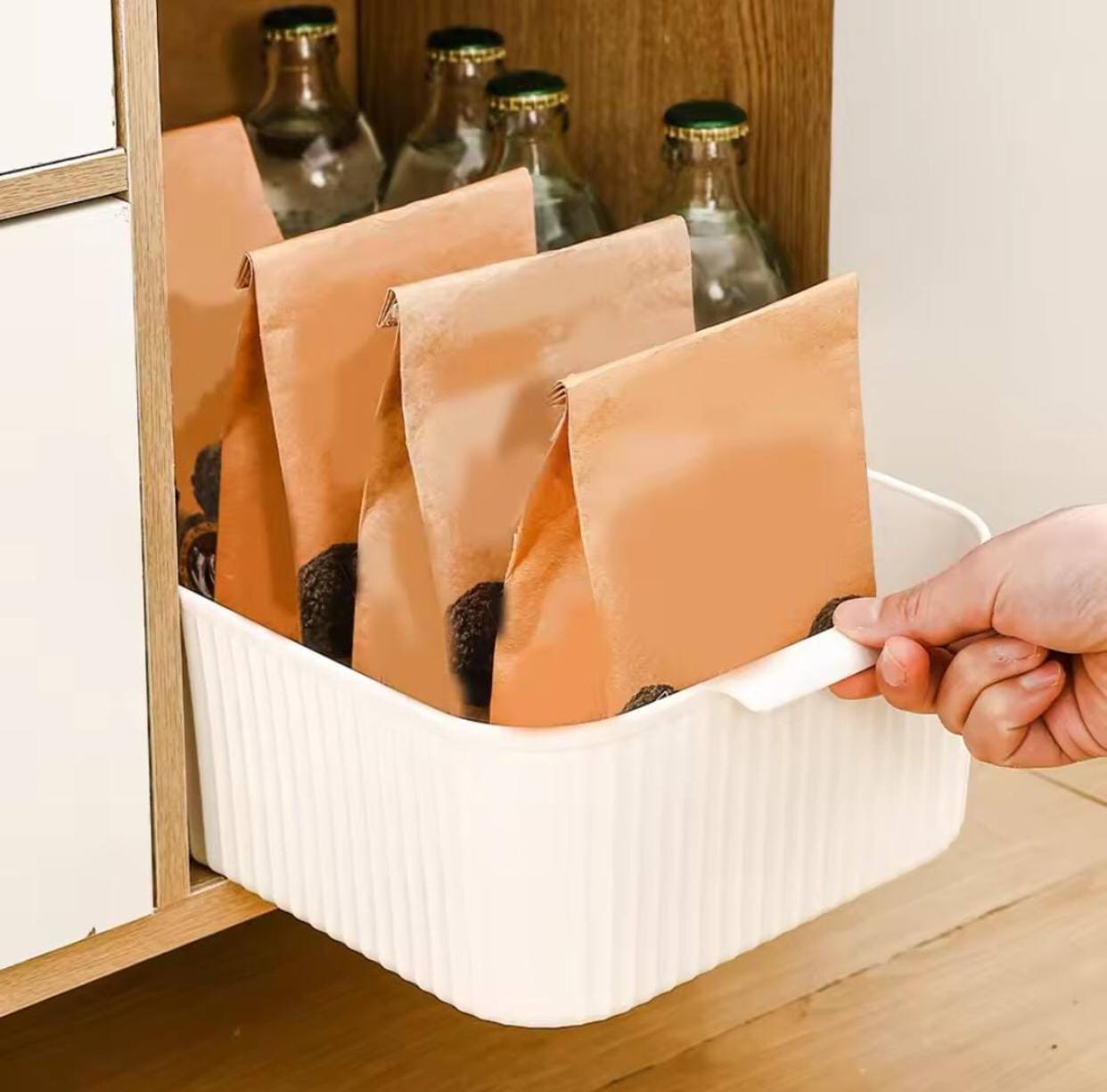 Multifunctional organizer baskets with handle