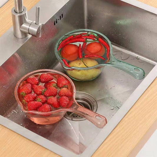 1Pc Transparent Long Handle Water Scoop Plastic Cooking Bathing Water Spoon Fall Resistant Kitchen Fruit Vegetable Cleaning