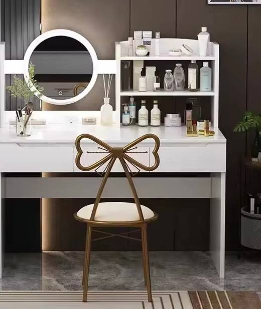 Dressing table set