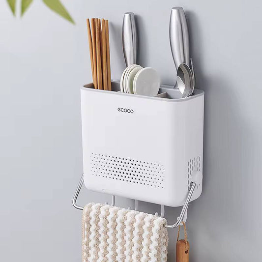 Multi functional kitchen cutlery