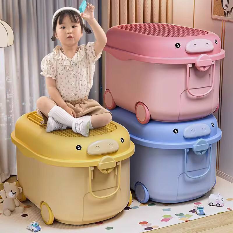 Beautiful portable baby storage