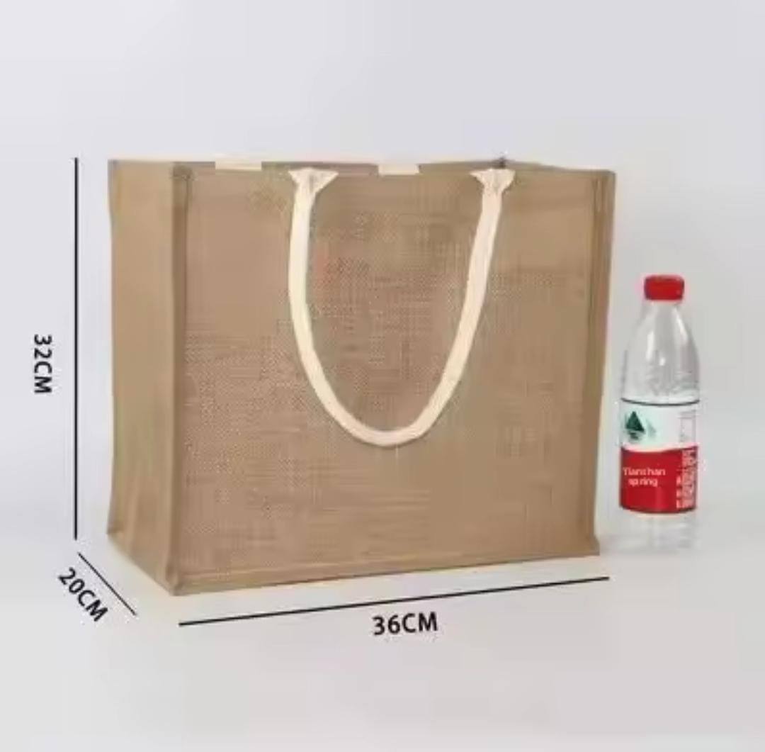 Linen Reusable Eco friendly shopping jute bags
Available in different prints 
Can be used as Burlap gifts packing bags