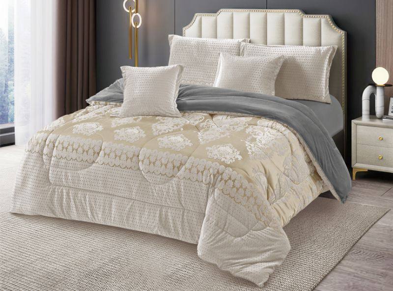 Warm  Binded Silk 6 Piece Duvets Sets. (Fleece on the inside)