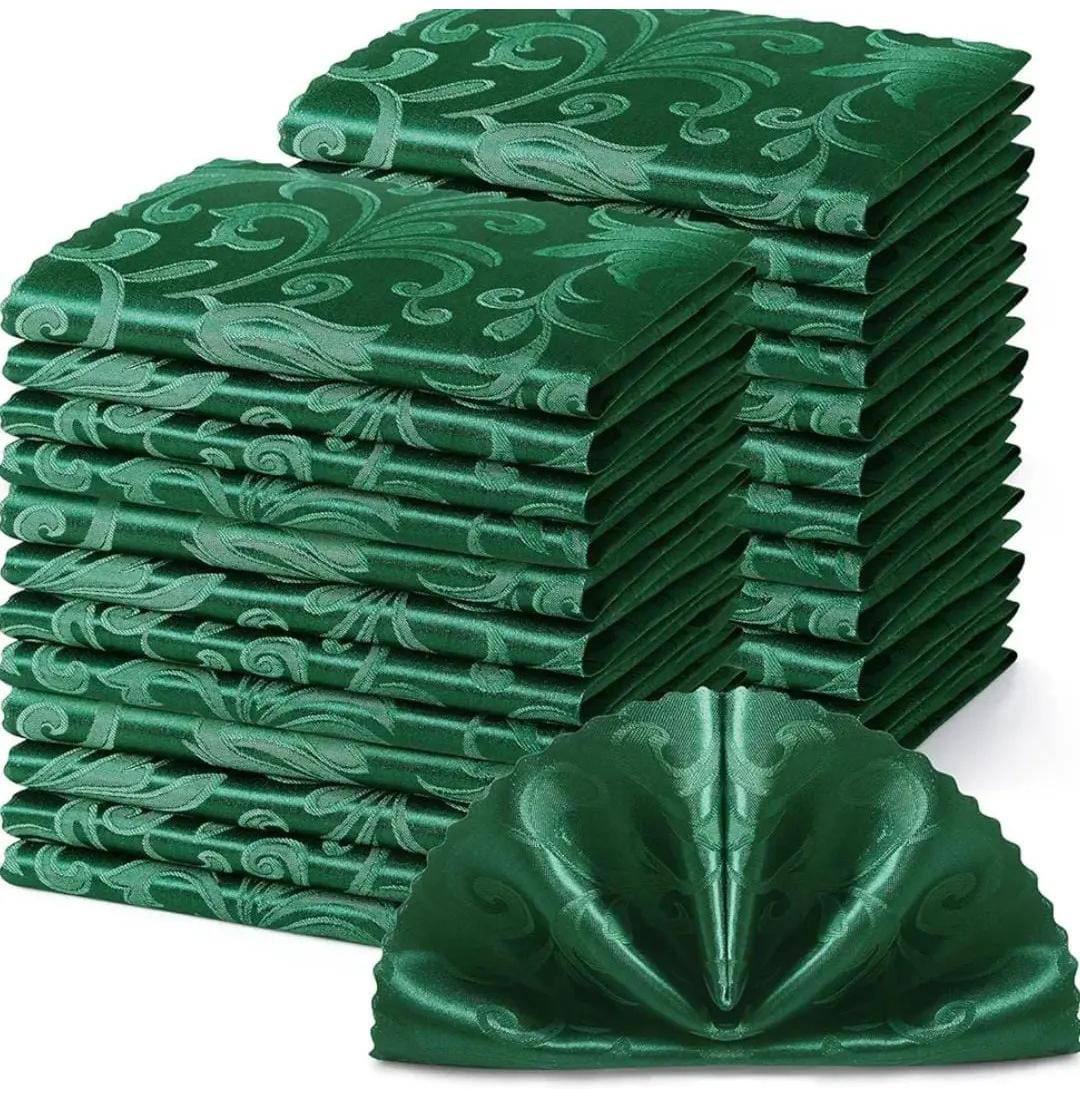 Themed dinning napkins
Red
Green
White