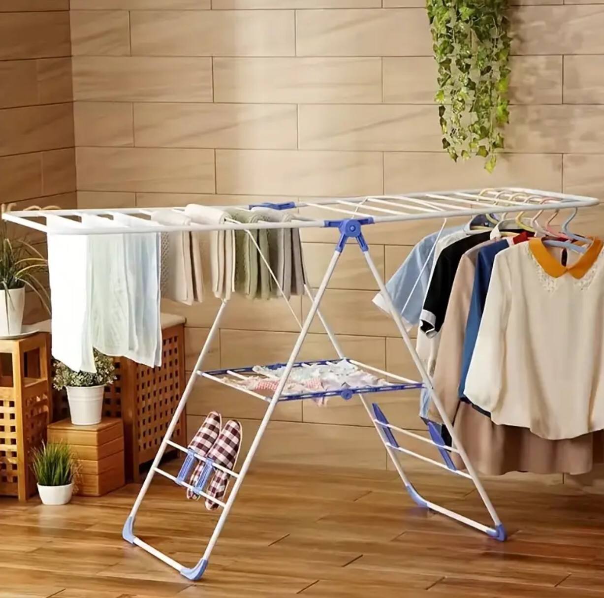 Balcony clothes rack