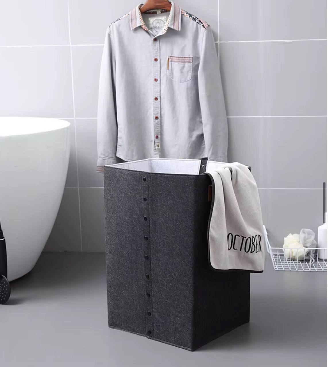 Foldable laundry basket with leather handles