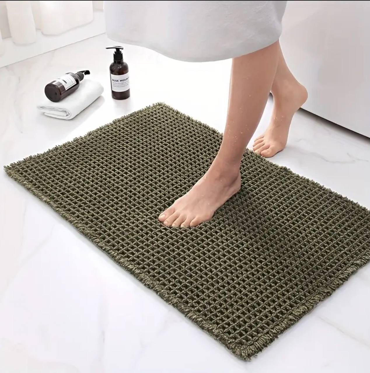Minimalist Waffle Bathroom Door Mat