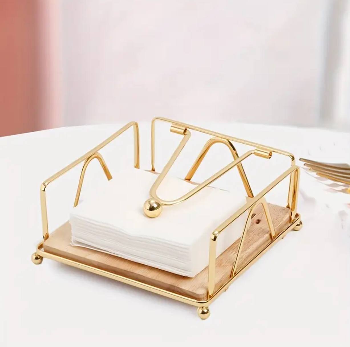 Luxury metallic serviette holder,with Bamboo place on