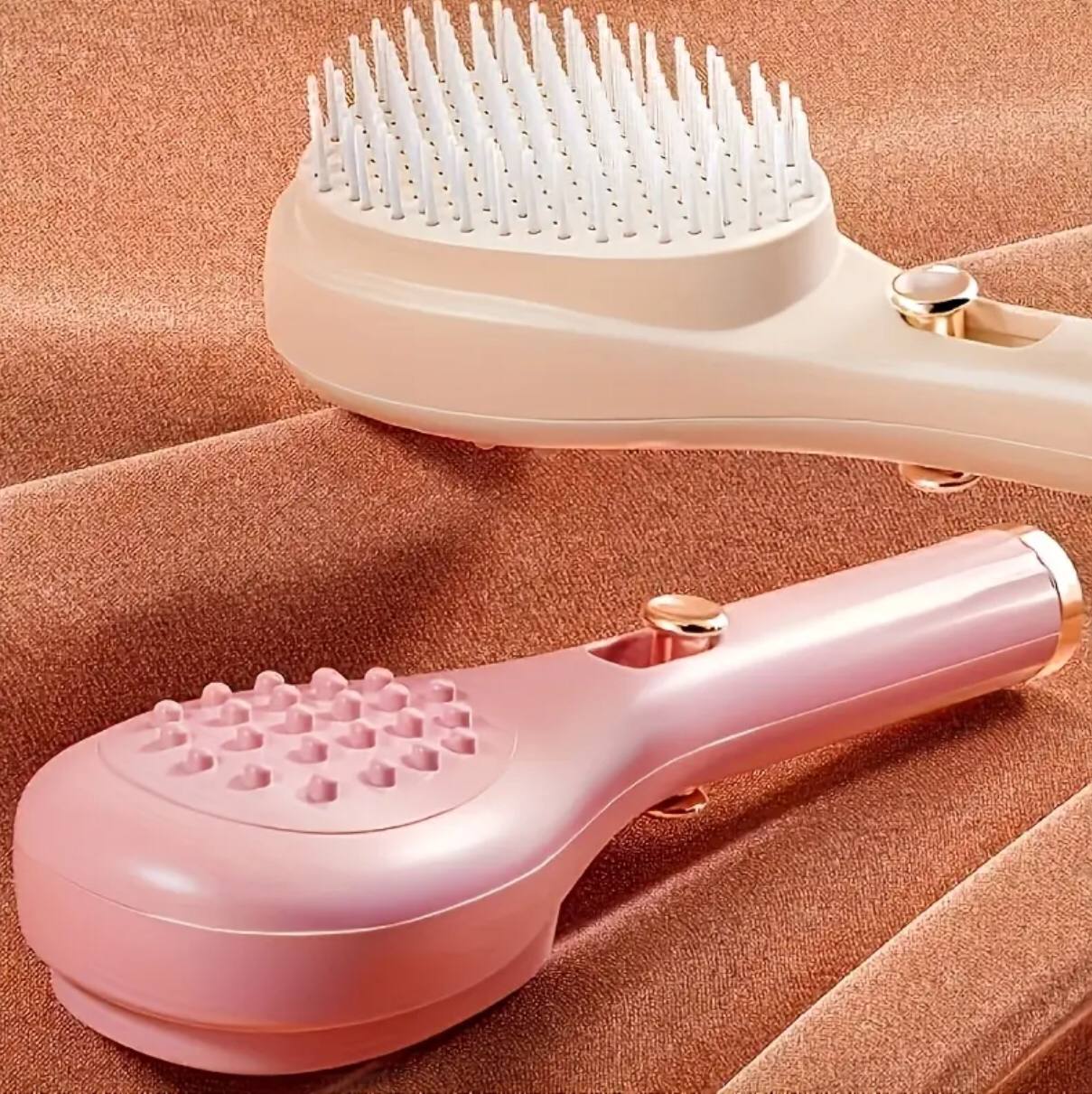 New design detangling comb