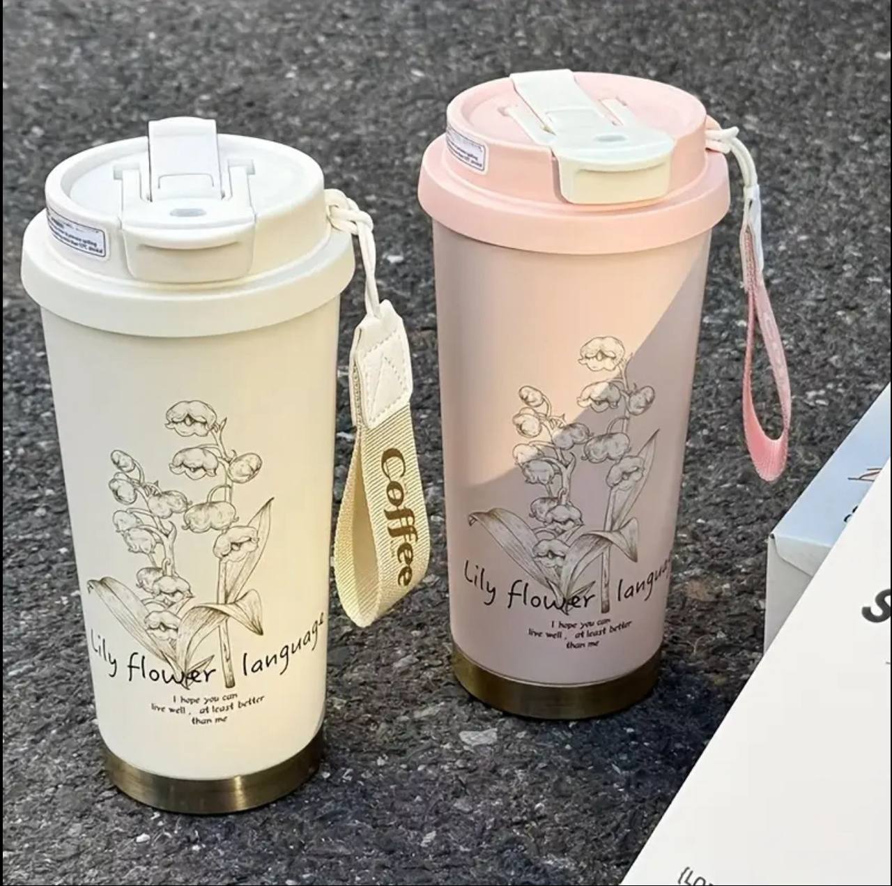 Portable Thermal traveling Vaccum insulated Tumbler cup
With Handle & straw lid