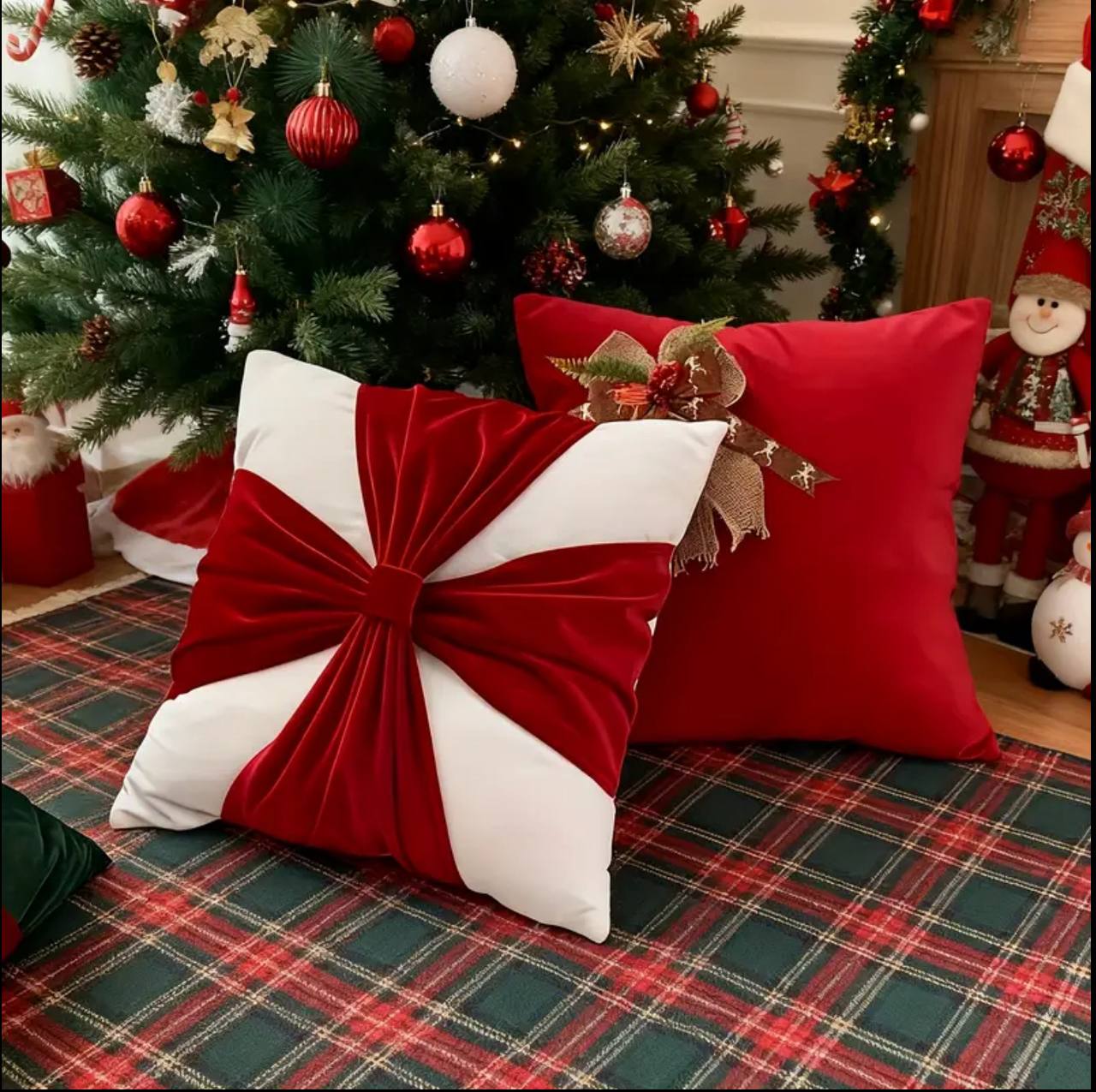 VELVET CHRISTMAS QUALITY THROW PILLOW COVERS/CASES