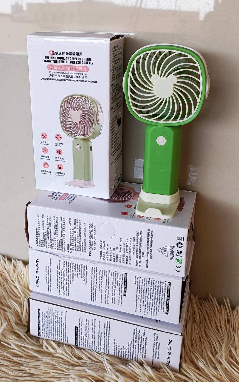 Portable multifunctional handheld fan