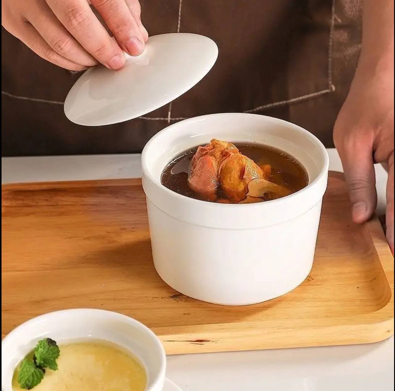 Ceramic sugardish big/stew pot white