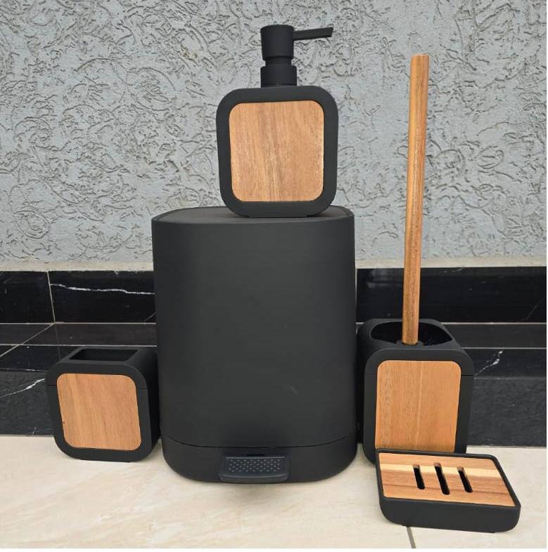 Plain 6pcs Bathroom Accessories set with Pedal