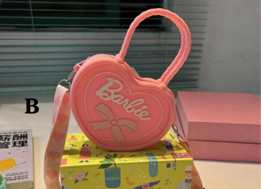 Barbie love shaped silicone bag