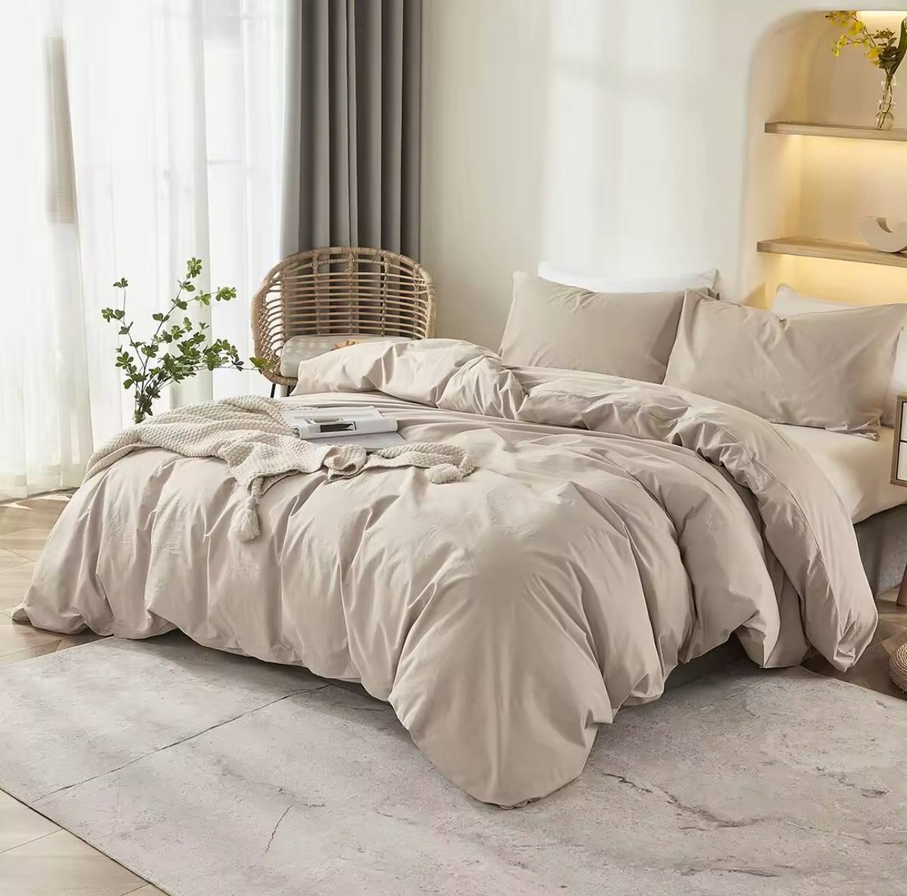 Compressed Cotton duvets with 2 pillow cases,
Super king plus 10*10 feet