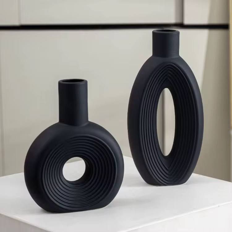 Decorative vase set