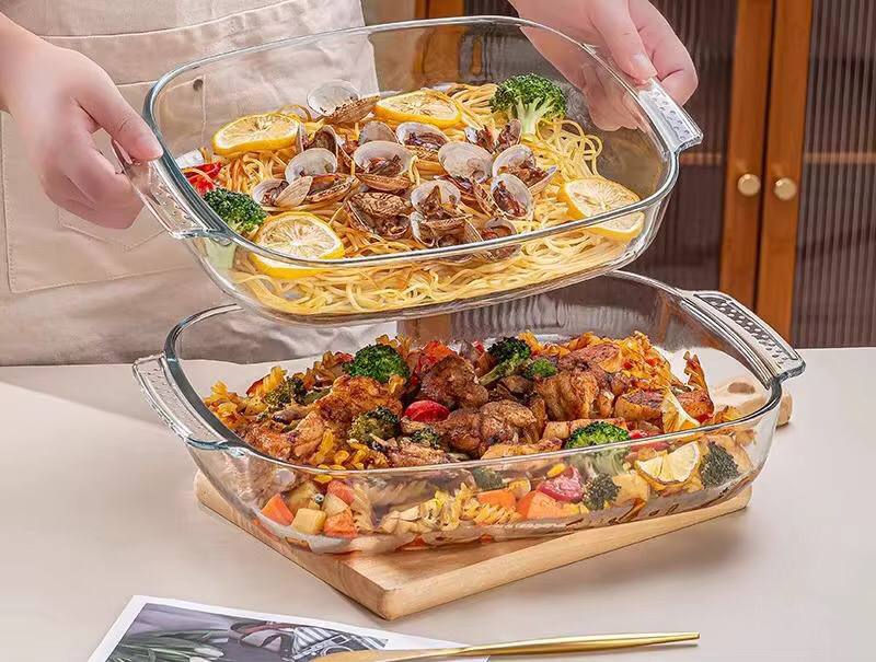 3pcs BAKING & MICROWAVEABLE glass casserole tins