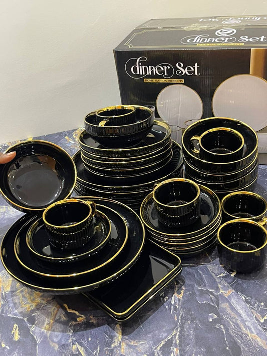 Black gold dinner set