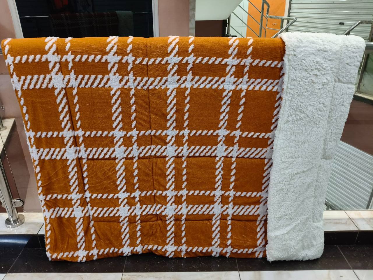 HEAVY MINK FUR WOOLEN BLANKETS