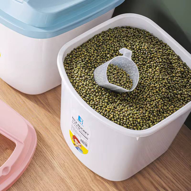 Cereals/storage containers with measuring cup