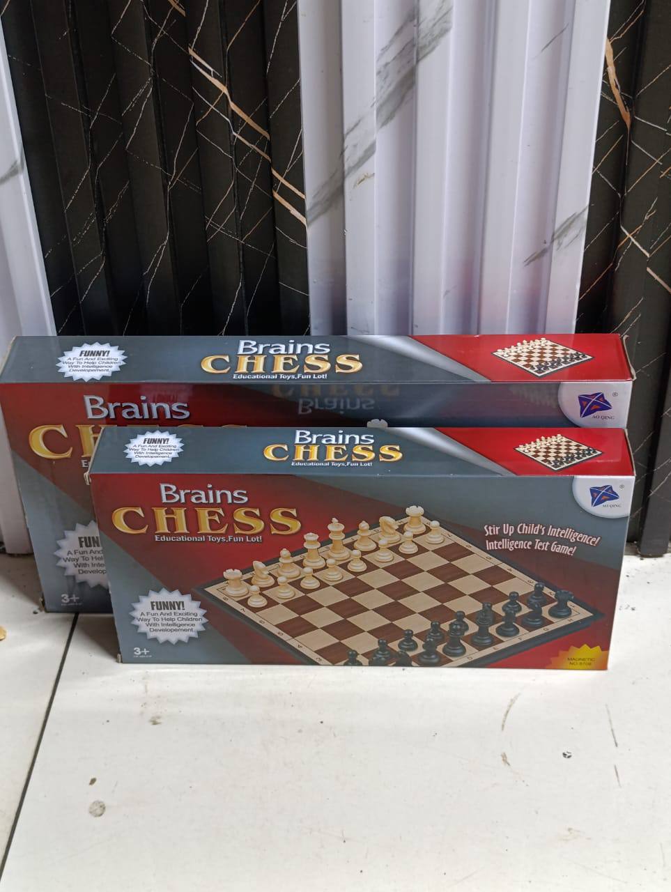Chess board game
Large size