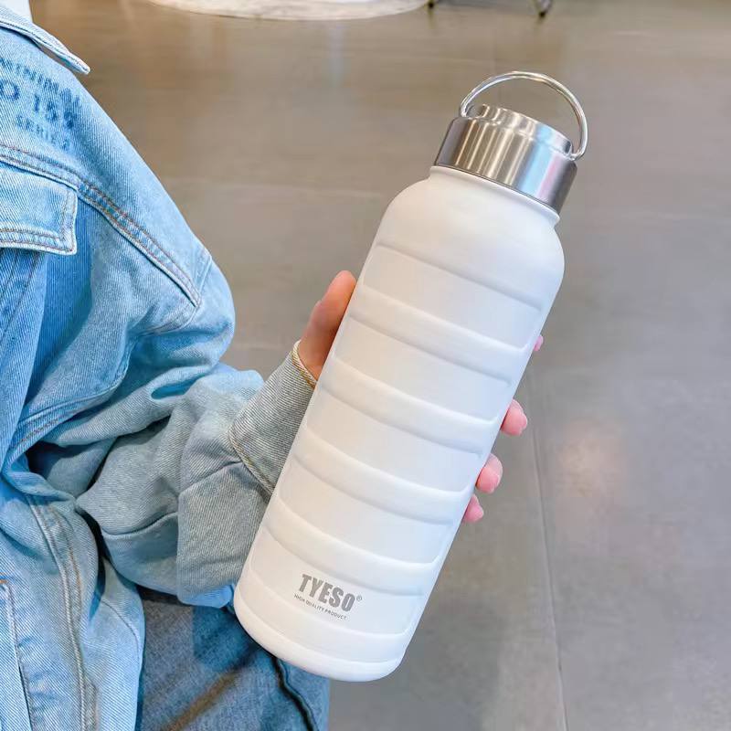 Portable Thermal traveling Vaccum insulated Tumbler cup
With Handle