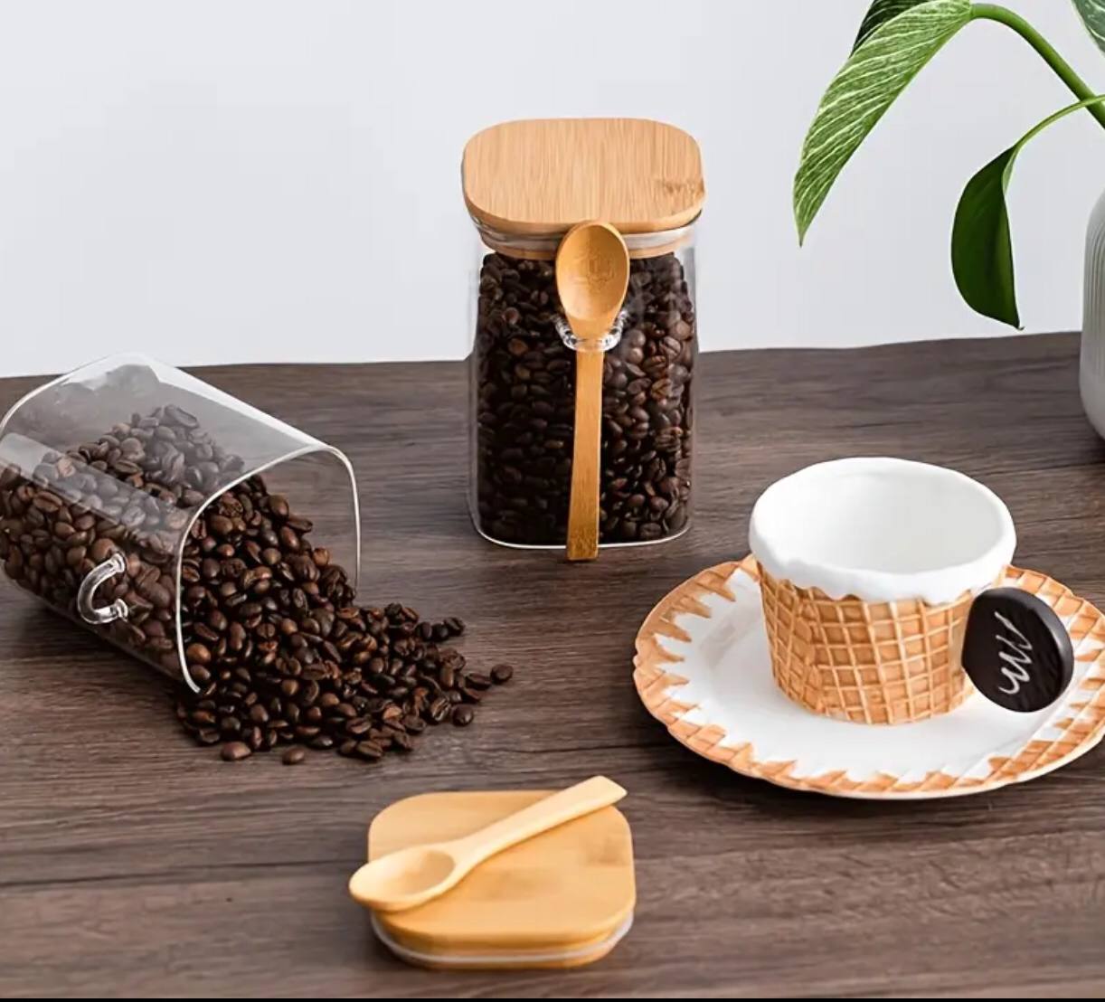 Glass  jar with Bamboo lid & spoon