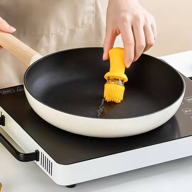 Transparent Glass Multifunctional Oil Dispenser with BBQ Brush