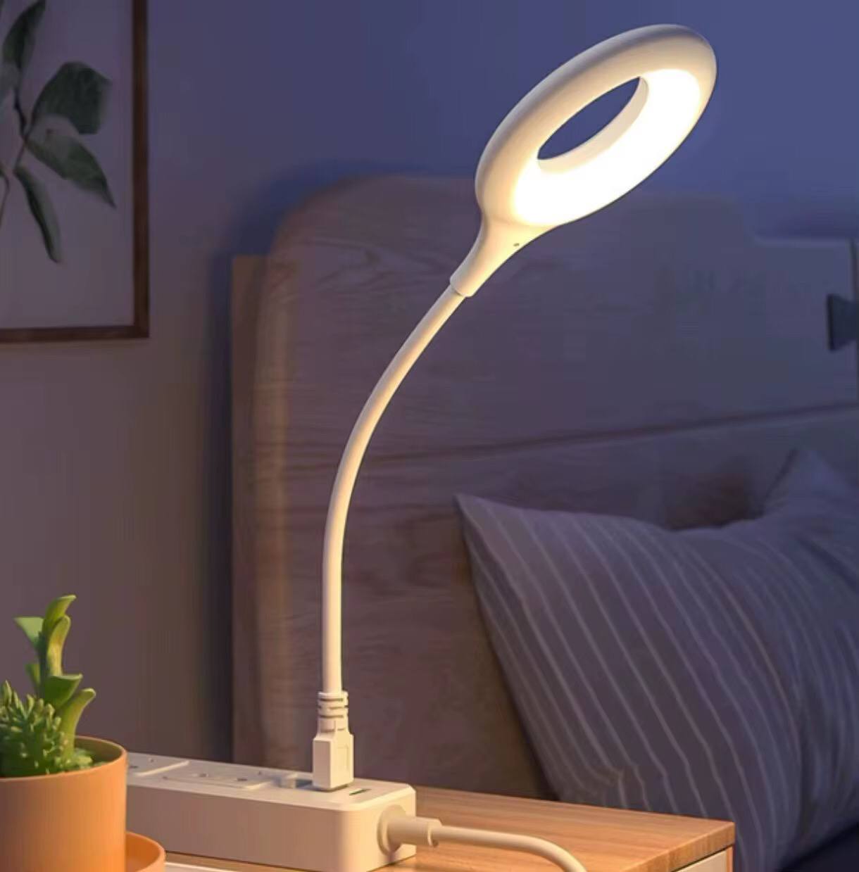 USB Intelligent smart voice light lamp.