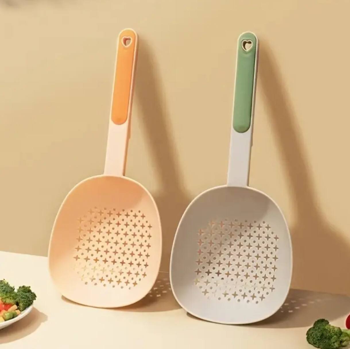 kitchen big colander