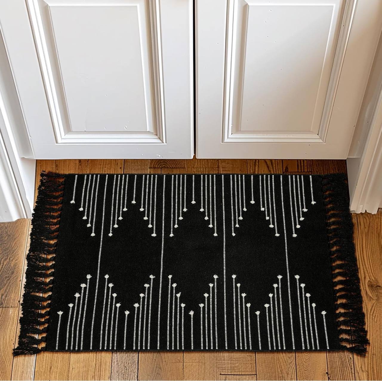 Bohemian Geometric Rugs with Tassles