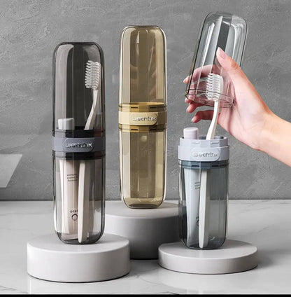 Portable travel toothbrush/toothpaste holder