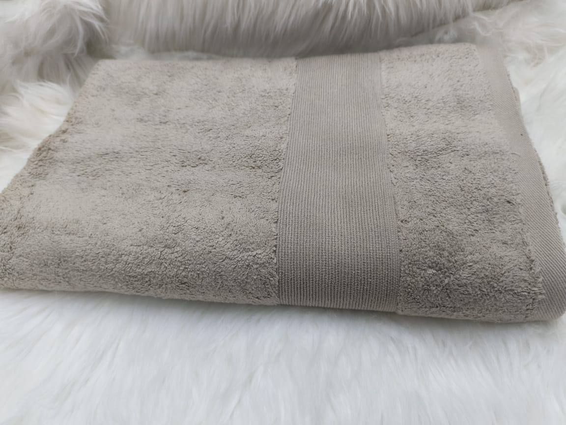 colored  cotton towels