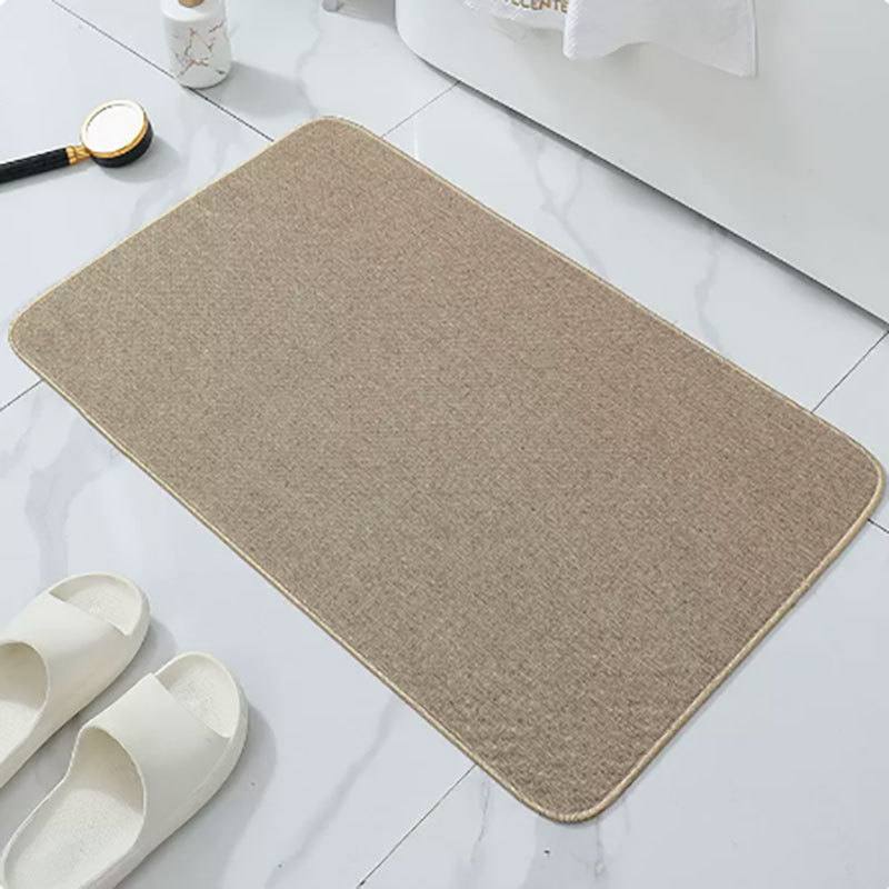 Rubber bottom entry door mat