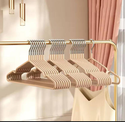 10pcs clothes hangers with antislip stainless steel hook.