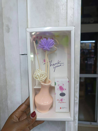 Pot design reed diffuser