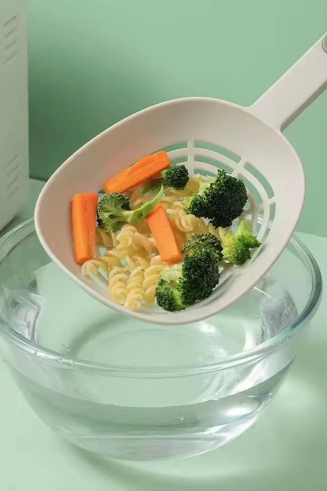 Large Colander for Noodle Dumpling