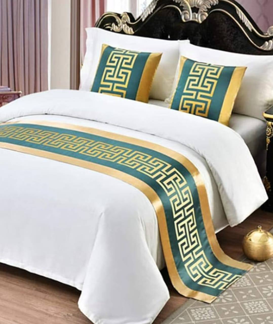 Bed runner set