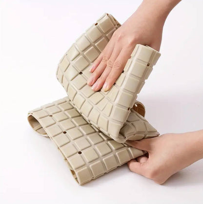 Bathroom / bath tub plaid anti-slip mat