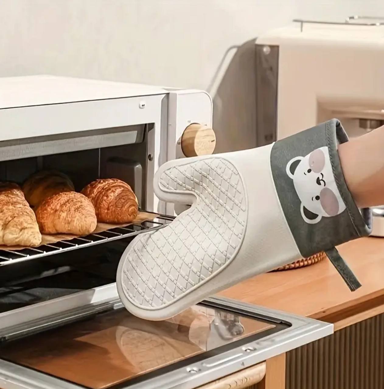 Silicone Heat-Insulating Gloves