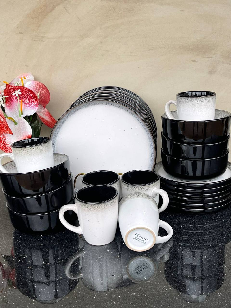 Ceramic dinner set