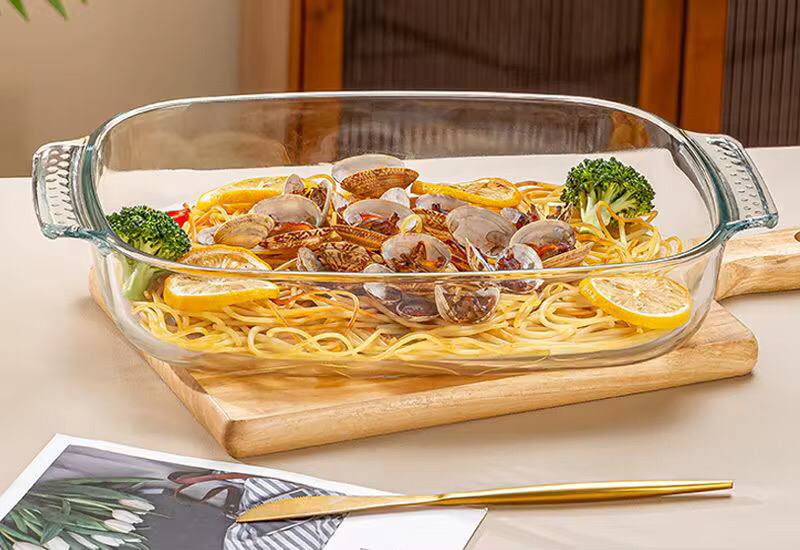 3pcs BAKING & MICROWAVEABLE glass casserole tins