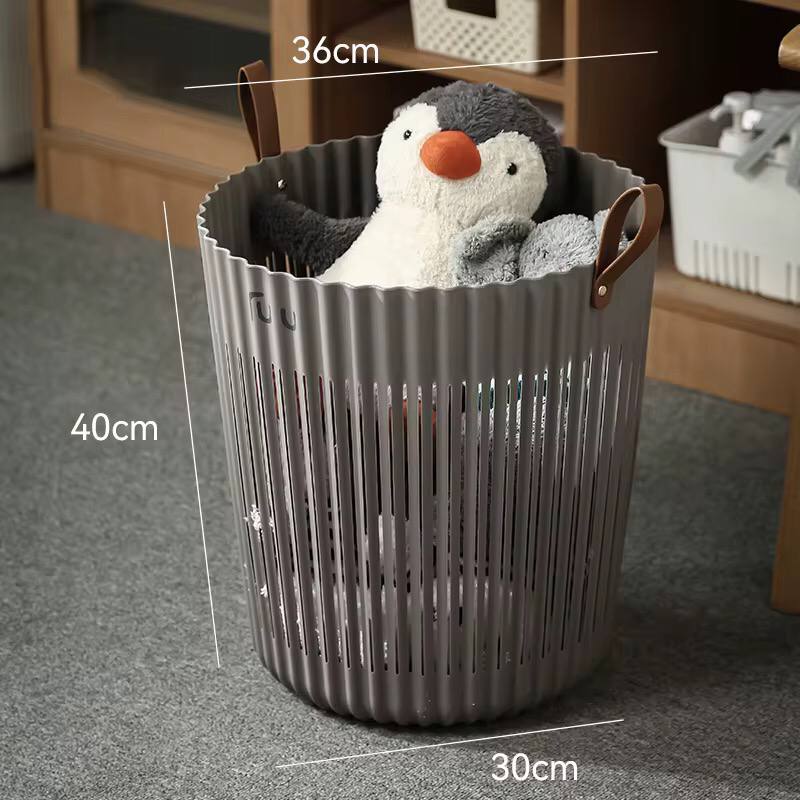Large capacity laundry/storage basket