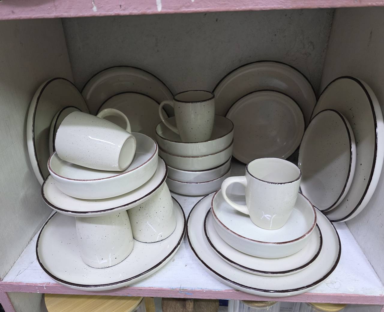 24pcs Reactive Glazed Ceramic Dinneer set.