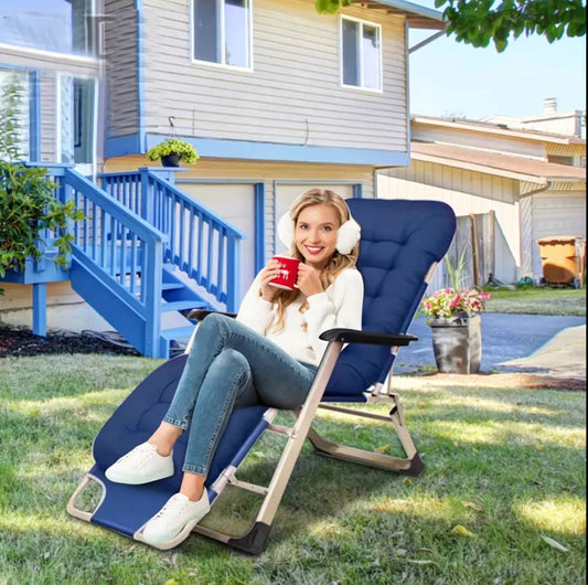 Outdoor Lounge Chairs