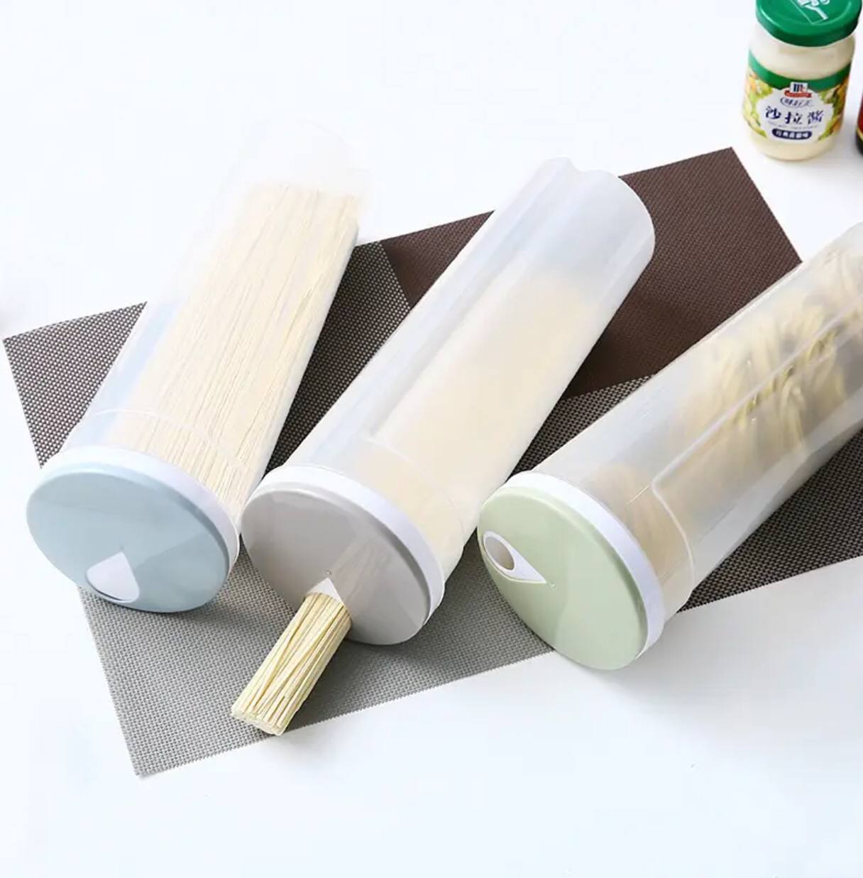 Grain storage spaghetti containers