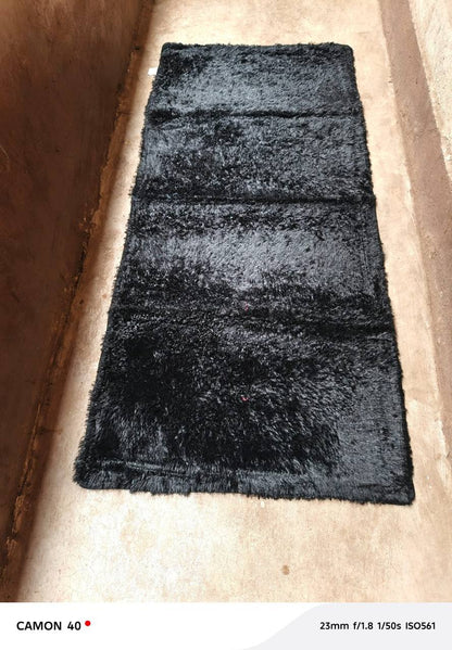 Fluffy bed side mat