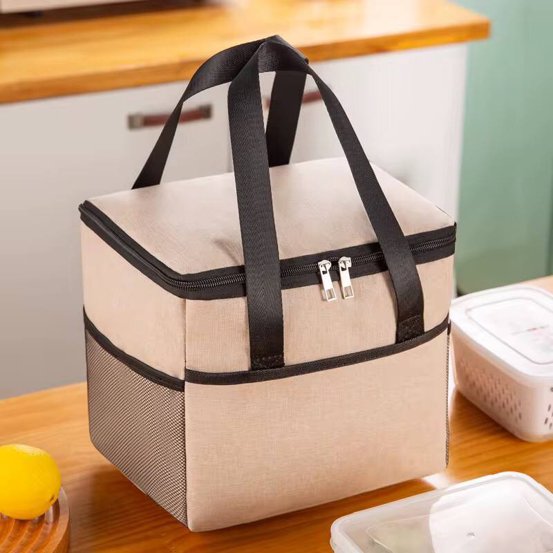 Thermal insulated lunch bag(I)
 Multipurpose ( heat and cold preservation)