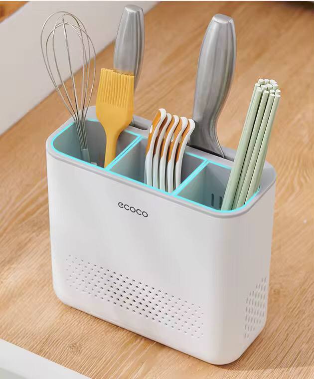 Multi functional kitchen cutlery